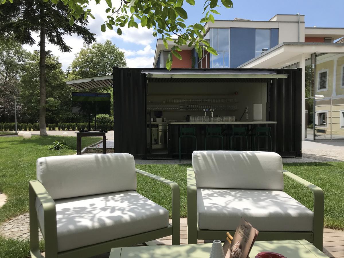 Hotel Maxlhaid Wels Exterior photo